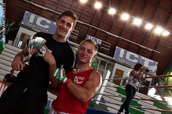 Simone Bicchi e Luigi Allegrini - Copyright 2011 Roberto Panciatici boxe siena Memorial Mattia Simoni simone bicchi luigi allegrini roberto panciatici