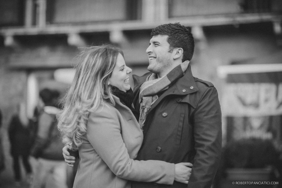 engagement in tuscany siena roberto panciatici wedding photographer