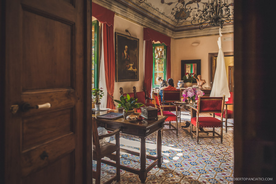 wedding in amalfi ravello villa cimbrone roberto panciatici photographer