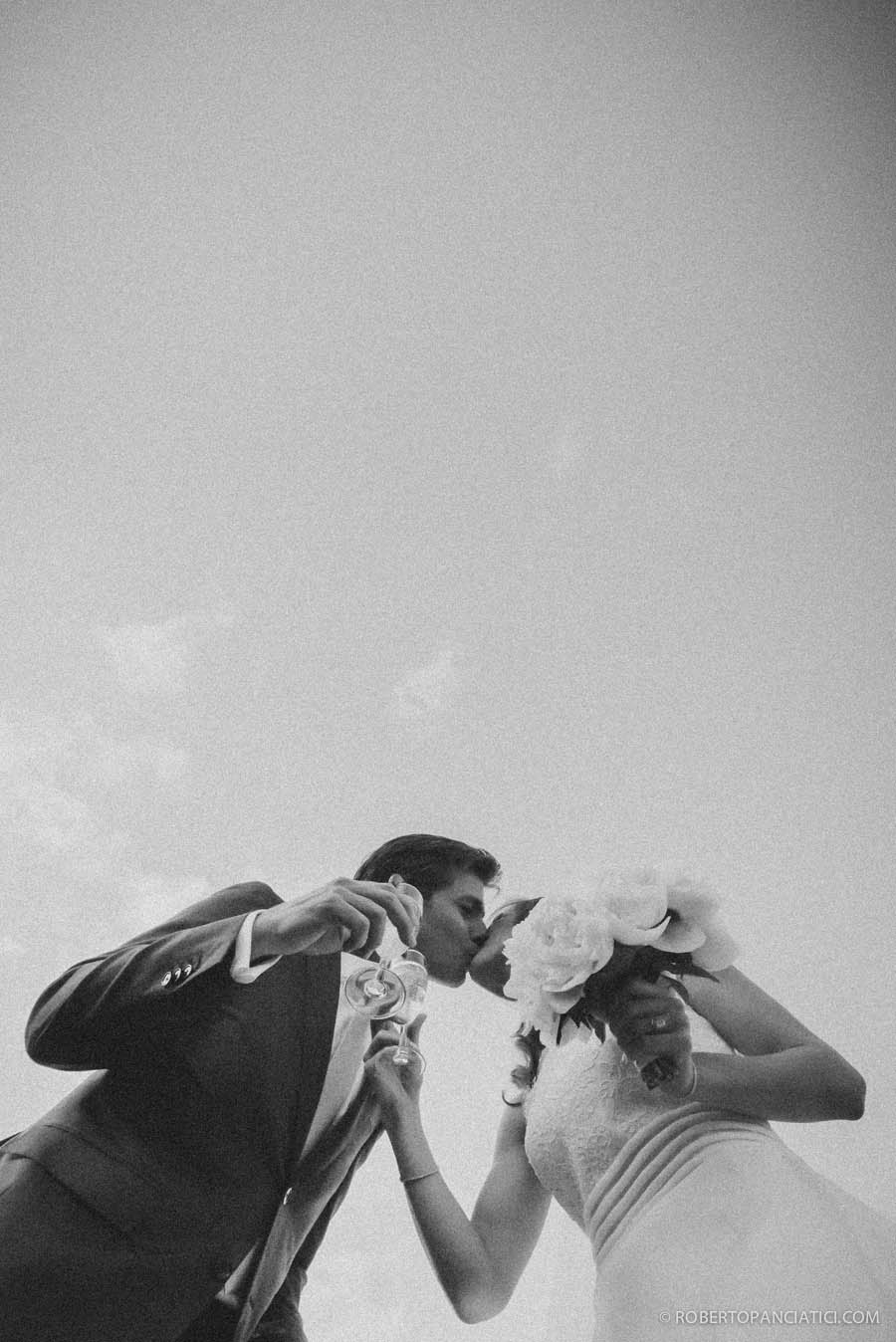 wedding in amalfi ravello villa cimbrone roberto panciatici photographer