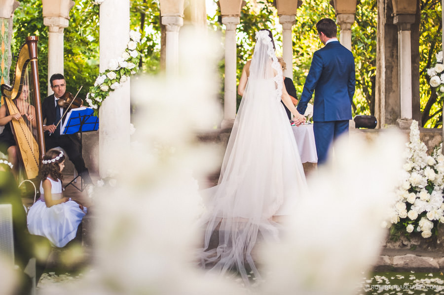 wedding in amalfi ravello villa cimbrone roberto panciatici photographer