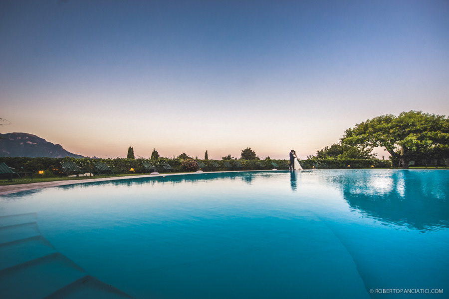 wedding in amalfi ravello villa cimbrone roberto panciatici photographer