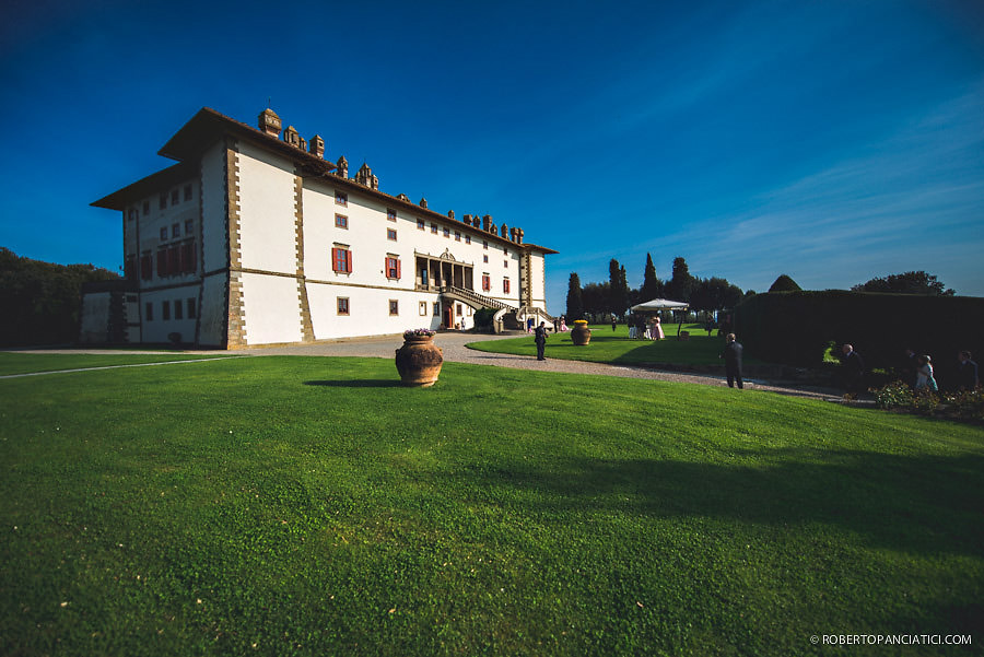 Fotografia di Matrimonio ad Artimino Tuscana Roberto Panciatici Photography 