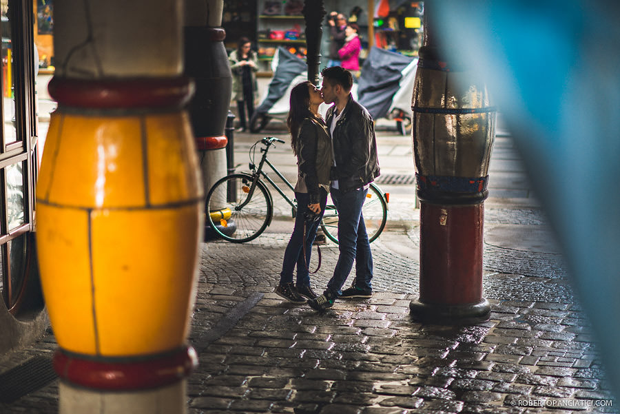 Engagement in Vienna Creative Portrait La Kunst Haus