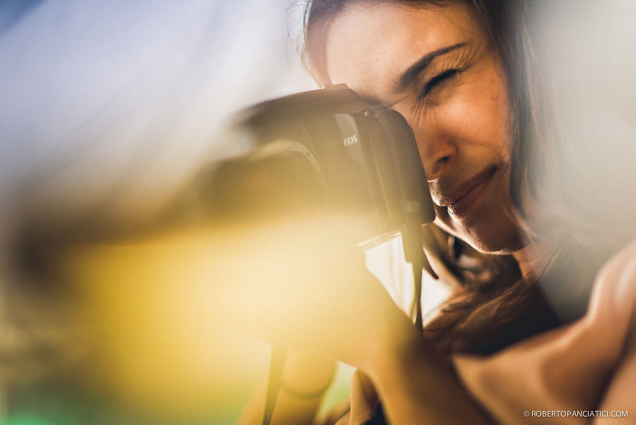 Engagement in Vienna creative portrait Freelensing