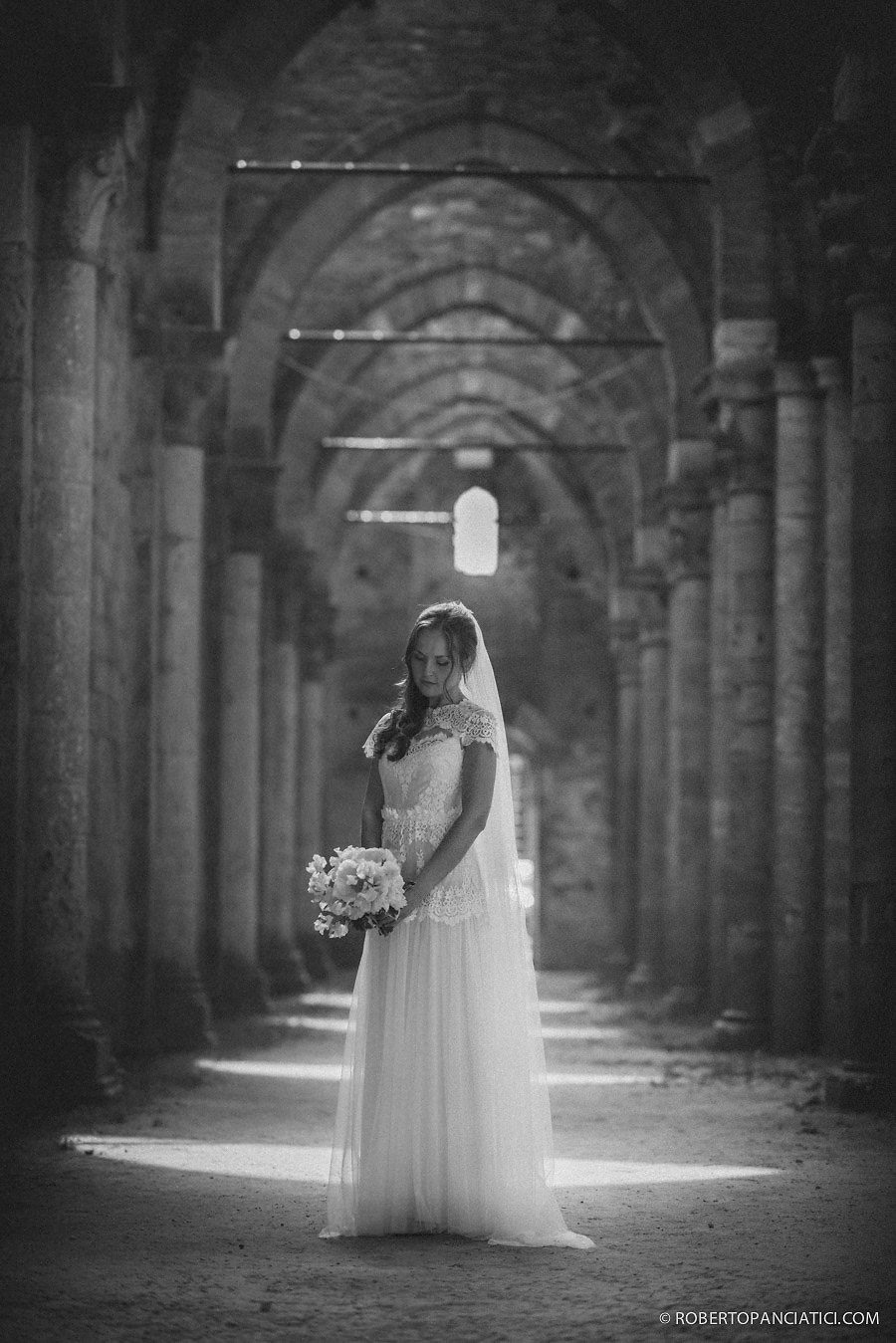 San-Galgano-Wedding-Photographer-Tuscany-Roberto-Panciatici-Photography