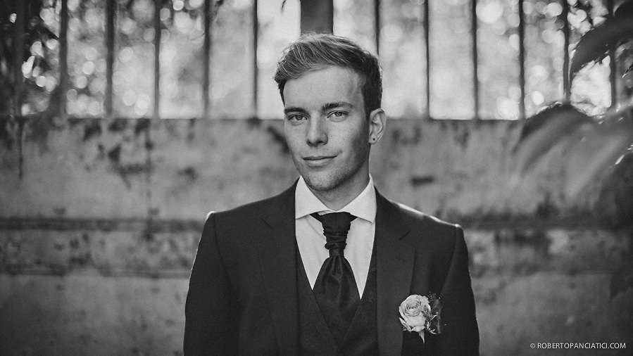 groom-portrait-Roberto-Panciatici-Photography