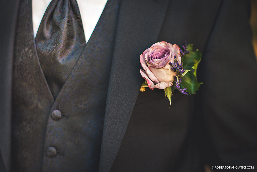 wedding-detail-groom-Roberto-Panciatici-Photography