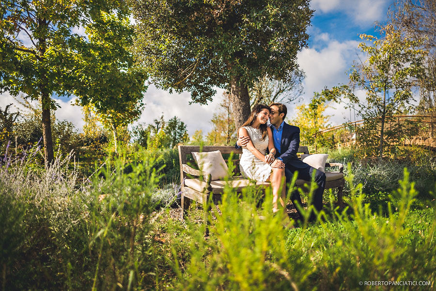 borgo-santo-pietro-engagement-in-tuscany-Roberto-Panciatici-Photography-10